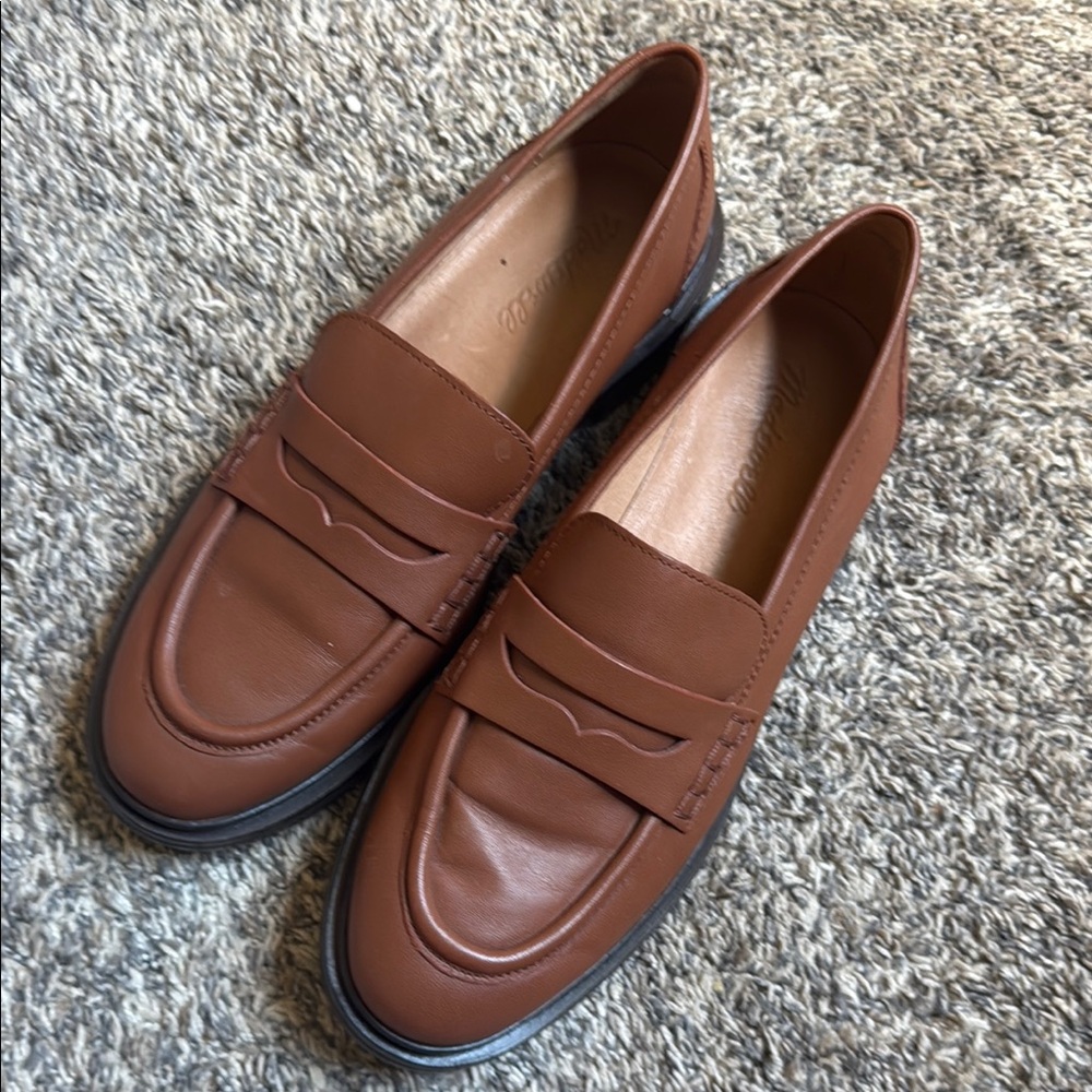 Madewell Classic Brown Loafers for women